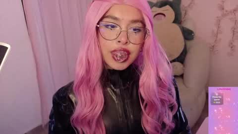 Snapshot of haelycute chatting on 05-24-26, 05:23 Haely online show from 05-24-26, 05:23