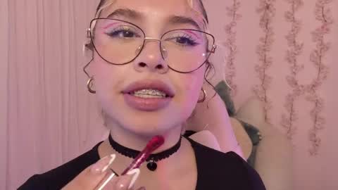 Snapshot of haelycute chatting on 05-29-26, 04:32 Haely online show from 05-29-26, 04:32