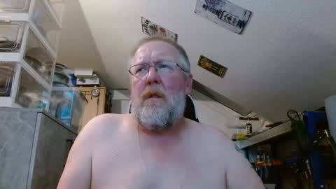 Snapshot of haiflosse chatting on 05-29-26, 03:32 haiflosse online show from 05-29-26, 03:32