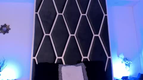 Kendal online show from 11-05-25, 04:45