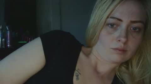 Hailey and d online show from 01-15-26, 03:00