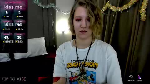 Hailey online show from 01-09-25, 02:01