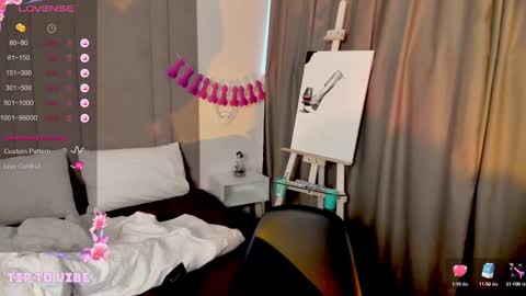 Hailey online show from 02-25-25, 02:14