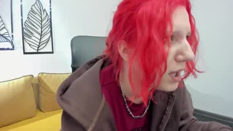 Hailey online show from 03-09-26, 10:08