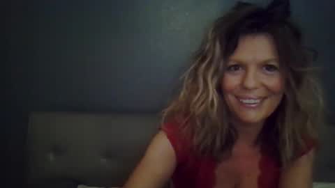Snapshot of haileys123 chatting on 09-15-25, 07:47 Hailey online show from 09-15-25, 07:47