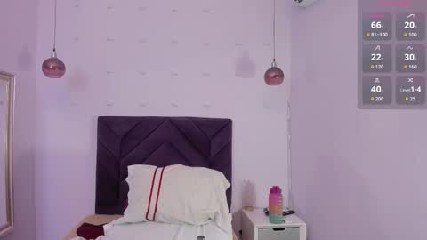 haileystonei online show from 10-15-25, 11:32