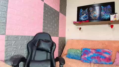Snapshot of haily_sweet1 chatting on 05-25-26, 11:16 Haily online show from 05-25-26, 11:16