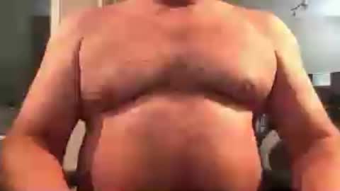 Snapshot of hairbear5 chatting on 07-15-26, 01:05 Bruce online show from 07-15-26, 01:05
