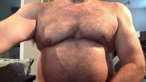 Snapshot of hairbear5 chatting on 07-20-26, 01:24 Bruce online show from 07-20-26, 01:24