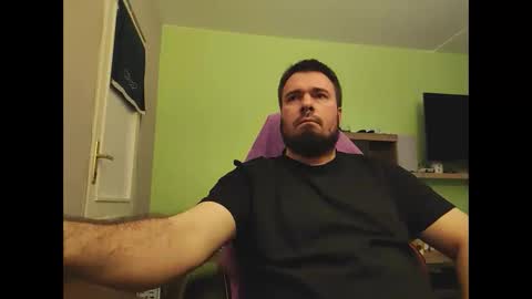 Snapshot of hairy_guy007 chatting on 12-30-24, 01:14 hairy_guy007 online show from 12-30-24, 01:14