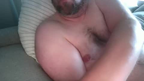 Snapshot of hairybear987 chatting on 06-02-26, 01:24 hairybear987 online show from 06-02-26, 01:24