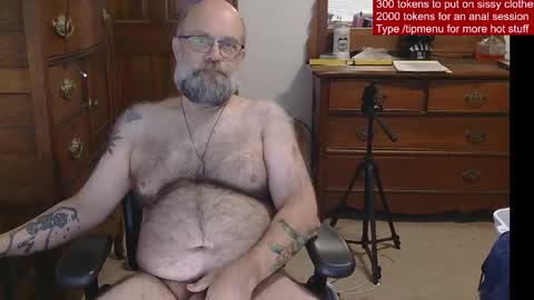 HairyDaddyBear69 online show from 05-11-26, 12:44