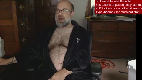 HairyDaddyBear69 online show from 05-26-26, 11:50