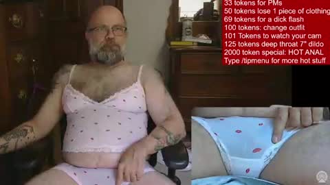 HairyDaddyBear69 online show from 06-09-26, 04:51