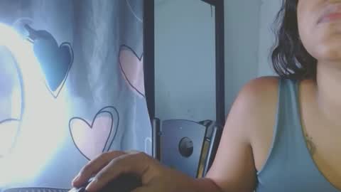 Snapshot of hairygirl83 chatting on 05-08-26, 11:04 hairygirl83 online show from 05-08-26, 11:04
