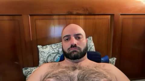 Hairy Guy online show from 01-11-26, 05:18