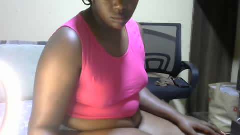 Snapshot of hairypussybigassy001 chatting on 12-28-24, 06:29 hairypussybigassy001 online show from 12-28-24, 06:29