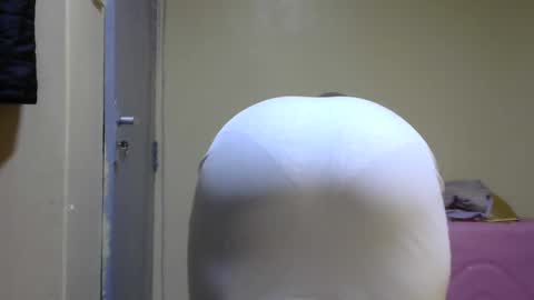 Snapshot of hairypussybigassy001 chatting on 01-19-25, 05:15 hairypussybigassy001 online show from 01-19-25, 05:15