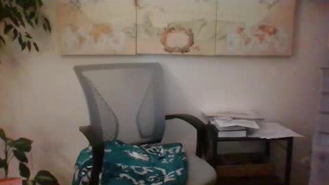 Snapshot of hairypussylover089 chatting on 09-18-25, 03:52 hairypussylover089 online show from 09-18-25, 03:52
