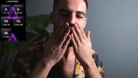 HairyRobXxX online show from 10-02-25, 03:41