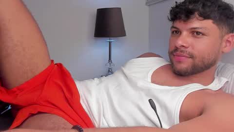 Independent       model  online show from 03-12-26, 11:22