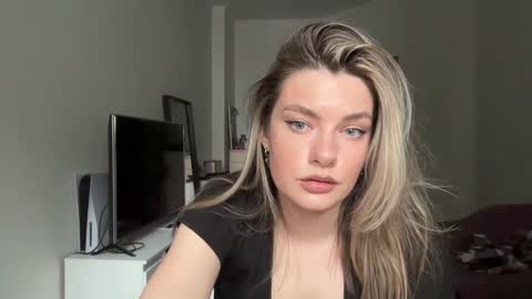 Snapshot of haley_rune chatting on 02-03-25, 11:20 haley_rune online show from 02-03-25, 11:20