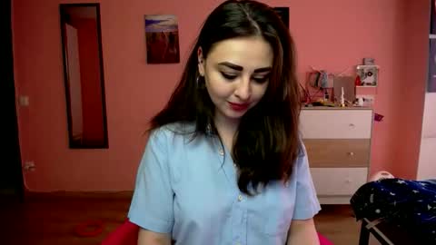 Snapshot of halleyg chatting on 05-04-26, 12:45 Ann online show from 05-04-26, 12:45