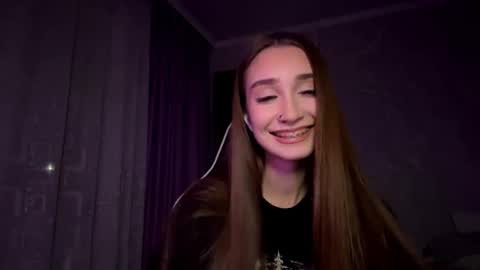 Holly online show from 11-05-25, 05:24