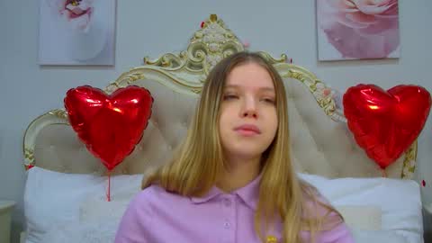 HallyBradley online show from 02-18-26, 05:03