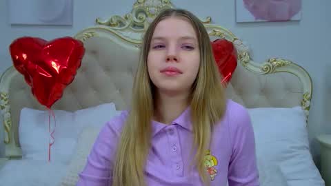 HallyBradley online show from 03-03-26, 05:13