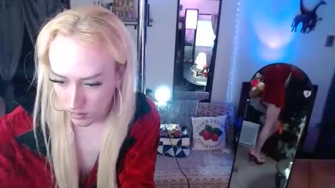 halovalentine online show from 02-18-26, 02:46