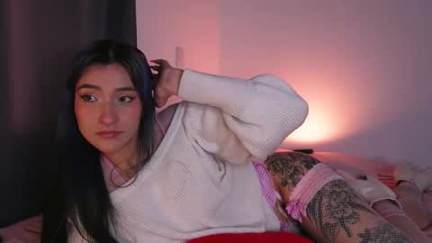 Halsey  online show from 10-15-25, 08:58