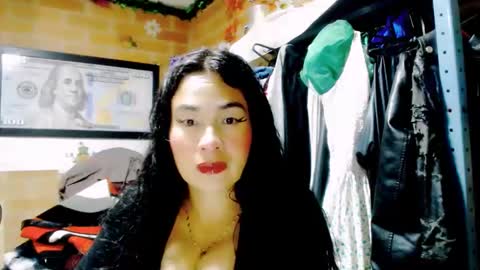 HANMy Dears make sure to follow me here create a FREE account if you dont have one and chat thank you. online show from 10-20-25, 03:40