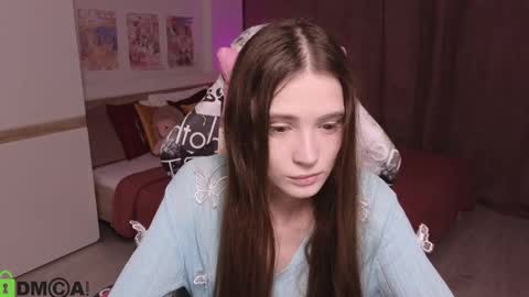 Snapshot of hana_flo chatting on 09-26-25, 01:59 Hana online show from 09-26-25, 01:59