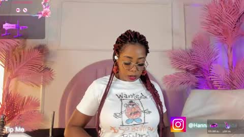 Snapshot of hanaahquinn chatting on 04-30-26, 11:38 hanaahquinn online show from 04-30-26, 11:38