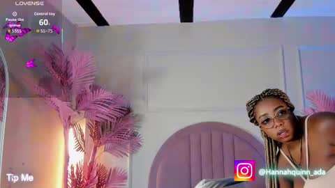 Snapshot of hanaahquinn chatting on 07-22-26, 11:35 hanaahquinn online show from 07-22-26, 11:35