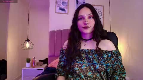 hanabie_ online show from 01-16-26, 03:32