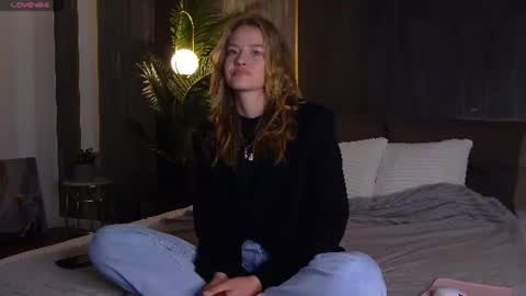 Hanah online show from 07-14-26, 06:40