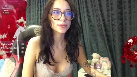 Hanaku  online show from 12-30-24, 05:13