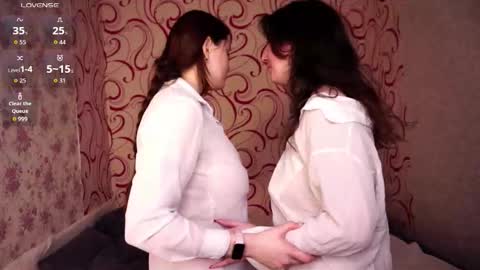  Blair and Ethel  online show from 02-11-26, 05:23