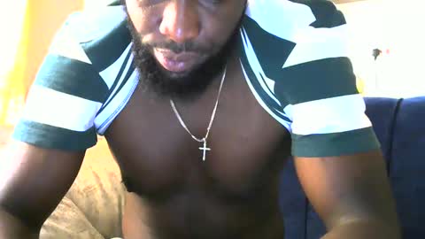 Snapshot of handsome_king30 chatting on 09-20-25, 06:47 handsome king online show from 09-20-25, 06:47