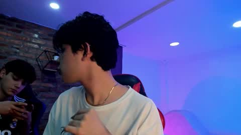 leonardfarrucknick and otis online show from 03-25-26, 12:33