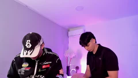 leonardfarrucknick and otis online show from 06-20-26, 01:03