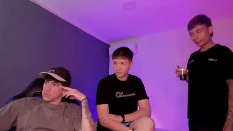 leonardfarrucknick and otis online show from 07-11-26, 01:25
