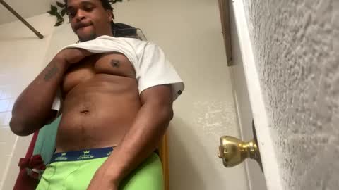 Snapshot of handsomeda1 chatting on 02-24-25, 11:19 handsomeda1 online show from 02-24-25, 11:19