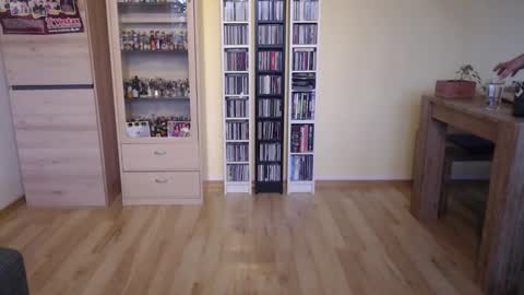 Snapshot of handsomeguy1984 chatting on 02-01-25, 09:00 HandsomeGuy1984 online show from 02-01-25, 09:00