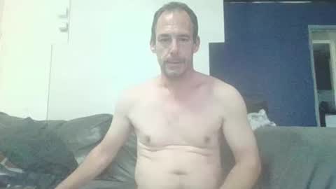 Snapshot of handsomeguy4ever chatting on 10-24-25, 09:06 handsomeguy4ever online show from 10-24-25, 09:06