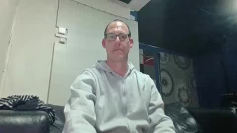 Snapshot of handsomeguy4ever chatting on 03-15-26, 08:37 handsomeguy4ever online show from 03-15-26, 08:37