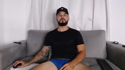 Handsomen online show from 04-28-26, 02:27