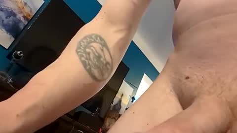 handsomerob42 online show from 02-02-26, 08:07